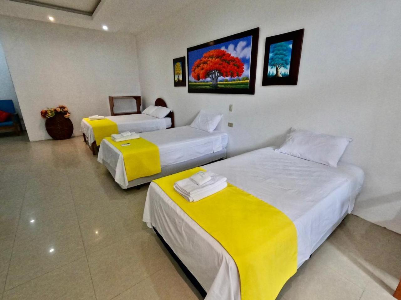 Galapagos Isabela Hotel Loja Puerto Villamil Exterior foto